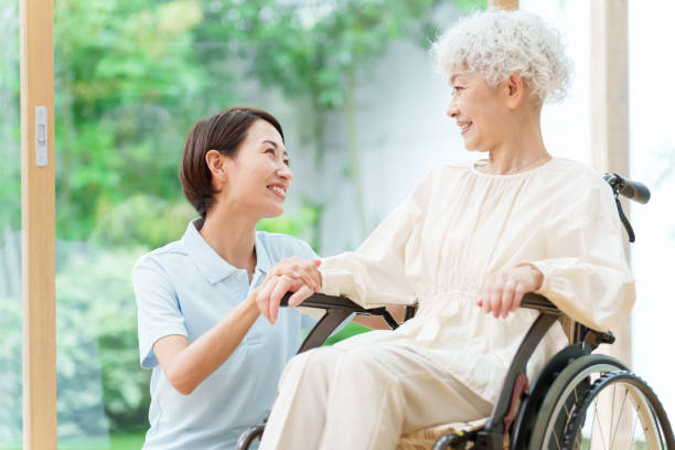 Thiết bị y tế hỗ trợ chăm sóc bệnh nhân tại giường